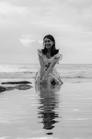 黑白风格巴厘岛度假美女精美图片