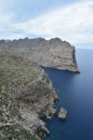 马略卡岛海岸悬崖峭壁风光写真精美图片