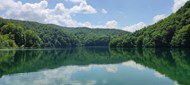克罗地亚绿色山水湖泊风景写真图片大全