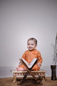 印度小萌娃周岁摄影写真精美图片