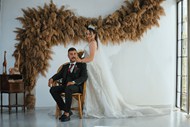 欧美室内新婚恋人婚纱摄影写真图片