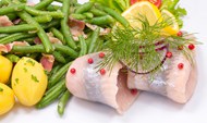 新鲜柠檬豆角土豆鱼肉食材写真高清图片