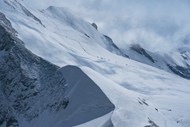 冬季阿尔卑斯山雪域山脉风景写真图片下载