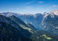阿尔卑斯山连绵山脉风光写真图片下载