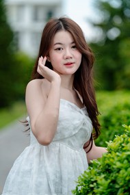 亚洲清纯白色蕾丝纱裙少女美女精美图片