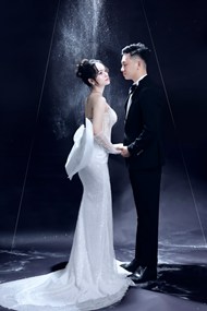亚洲新婚夫妇唯美婚纱照摄影图片下载