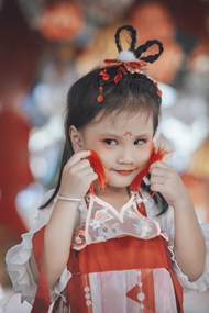 亚洲小女孩古风造型摄影写真精美图片
