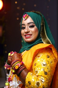 穆斯林传统服饰美女摄影图片