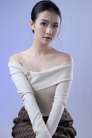 亚洲性感香肩模特美女摄影精美图片