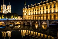 巴黎特色建筑夜景写真高清图片