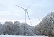 冬季唯美树木风车雪景写真高清图片