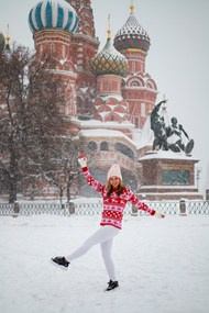冬季莫斯科美女户外摄影写真图片大全