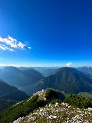 蓝色天空阿尔卑斯山湖泊风光写真精美图片