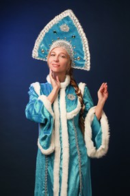 俄罗斯科科什尼克公主风格美女摄影图片下载