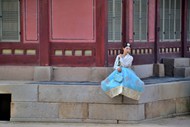 穿着韩服的韩国美女图片下载