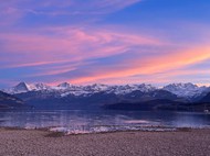 冬日紫色黄昏雪域高山写真精美图片