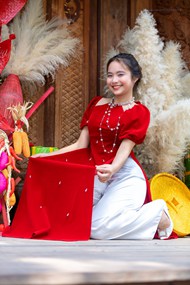 春节传统时尚亚洲美女写真精美图片