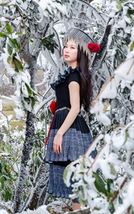 冬季户外传统服饰越南美女摄影图片大全