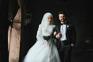 一对新婚夫妇婚纱摄影写真精美图片
