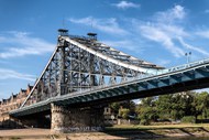 钢结构大桥建筑写真图片