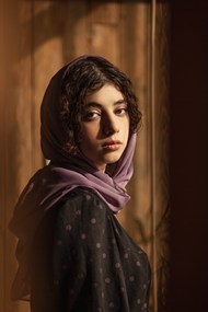清冷风格伊朗美女摄影写真高清图片