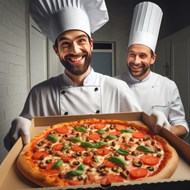 意大利厨师手持意大利披萨写真图片大全