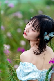 亚洲性感清纯少女美女摄影艺术写真高清图片
