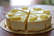香甜黄色柠檬芝士蛋糕写真高清图片