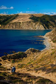 蓝色天空山峦湖泊风光写真精美图片