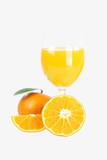 一杯新鲜的橙汁psd下载