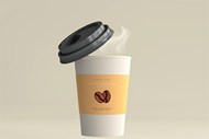 冒着热气的咖啡杯包装样机模板素材